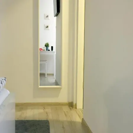 Blue Lavender Apartment Cres