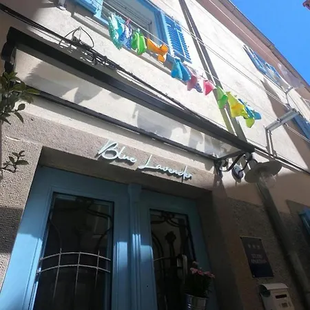 Blue Lavender * Cres